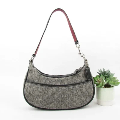 Authentic Coach Vintage Y2K Baguette Bag